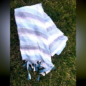 Cute boho wrap scarf universal thread 🧣